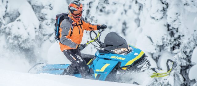First Ride! 2018 Ski-Doo Summit X & Freeride